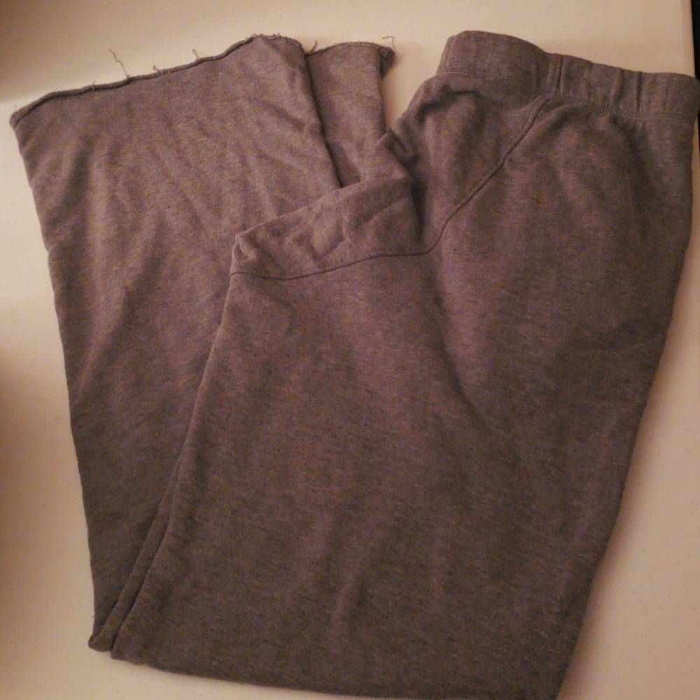 VICTORIA'S SECRET PINK MEDIUM SWEATPANTS